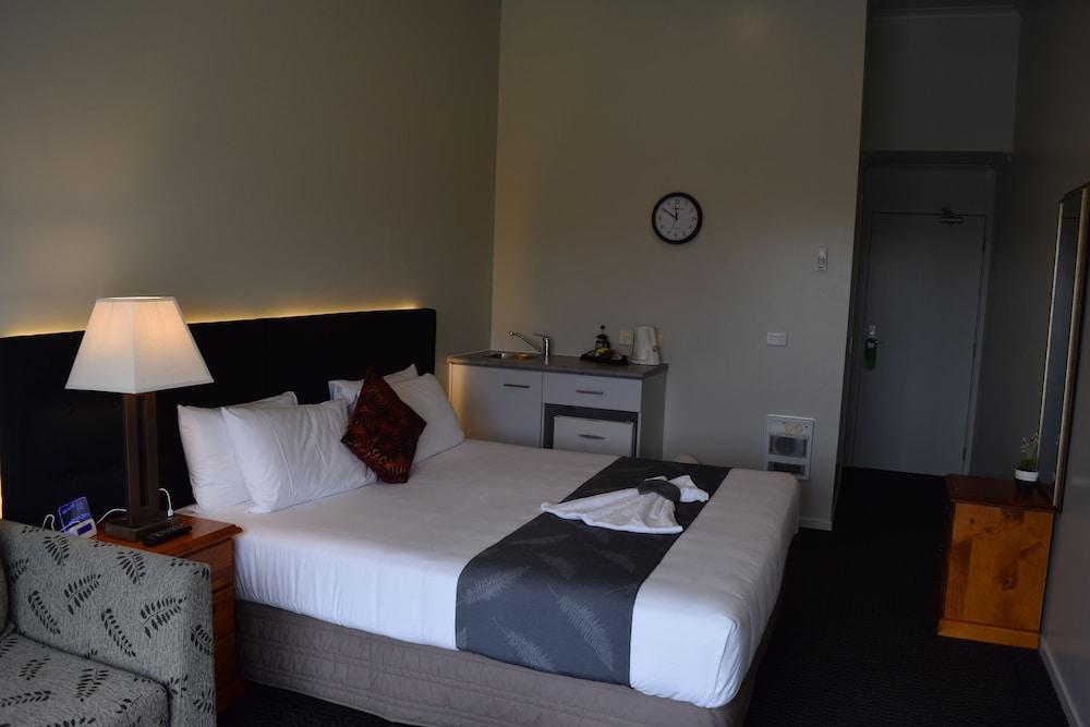 Silver Fern Motel