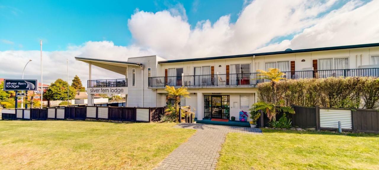 Motel Silver Fern
